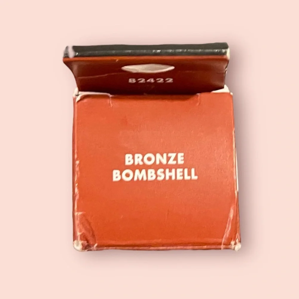 E.L.F. Camo Blush Bronze